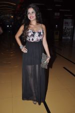 Sheena Shahabadi at premiere of Raqt in Cinemax, Mumbai on 26th Sept 2013 (40).JPG